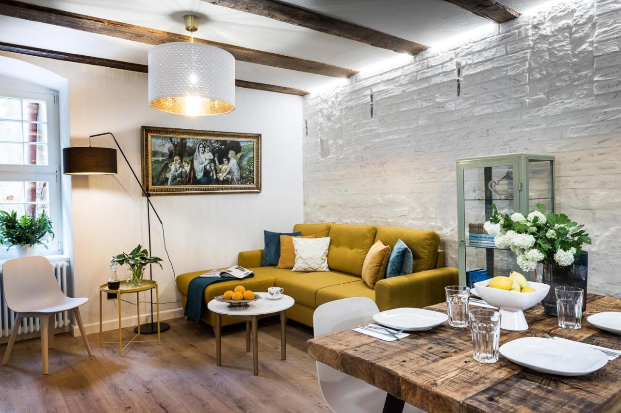 Uroczy Apartament Lazienna 5/4 Торунь Екстер'єр фото